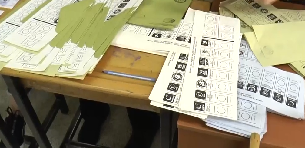 İYİ Parti'den ayrılan isim parti kuruyor