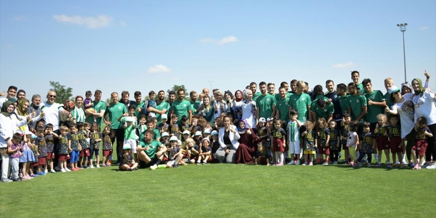 Minikler, Konyaspor'un Konuğu Oldu