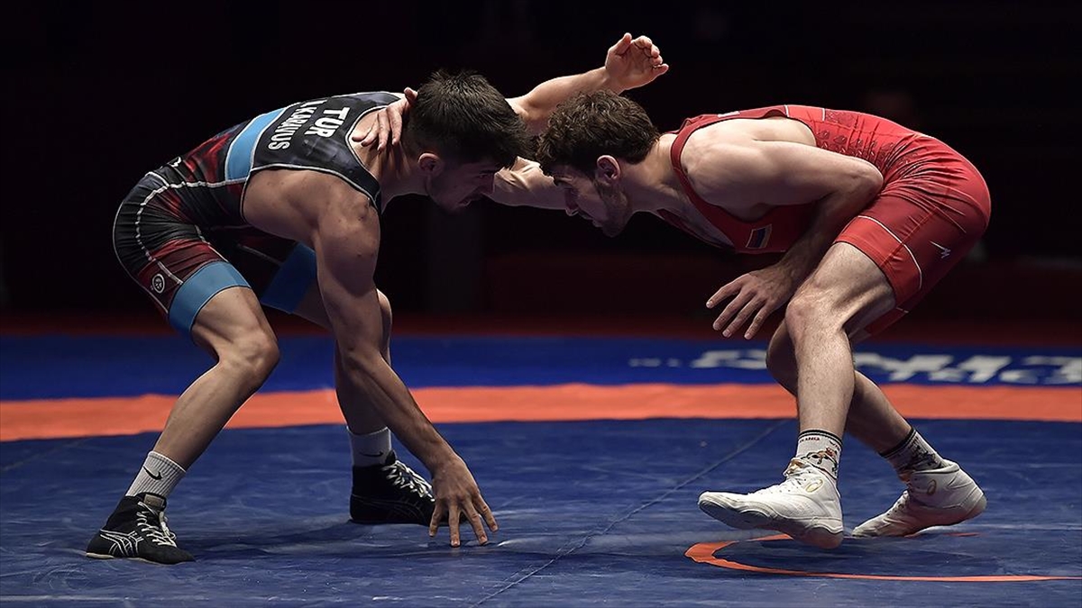 Paris 2024 Kotası İçin 9 Milli Güreşçi Mindere Çıkacak