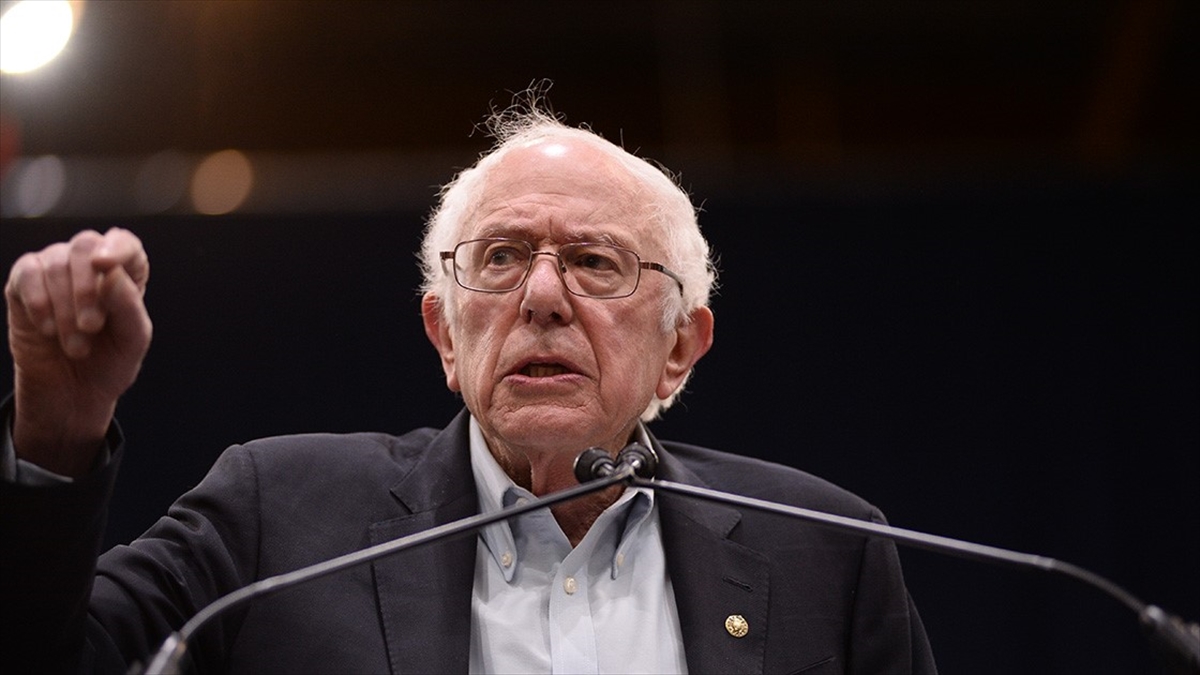 Sanders, Biden'ın Refah'a Büyük Çaplı Saldırı Halinde İsrail'e Silah Vermeyecekleri Uyarısından Memnun
