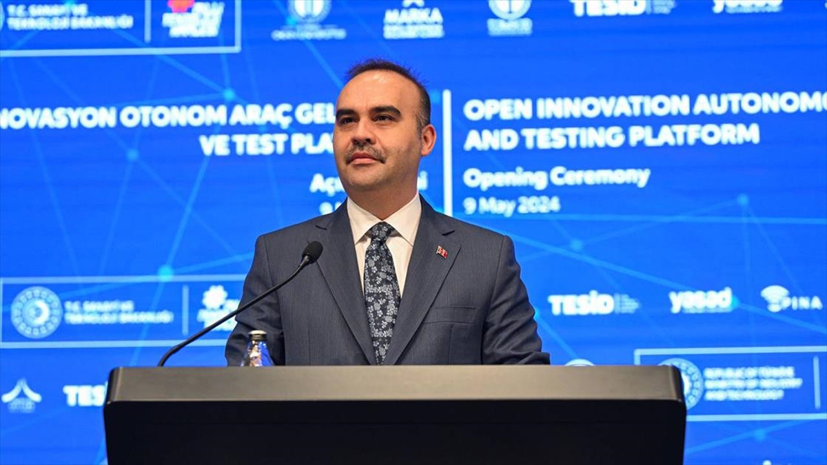 Bakan Kacır: 2030'da Elektrikli Ve Şarj Edilebilir Hibrit Araçların Yerlilik Oranının Yüzde 75'e Çıkmasını Amaçlıyoruz