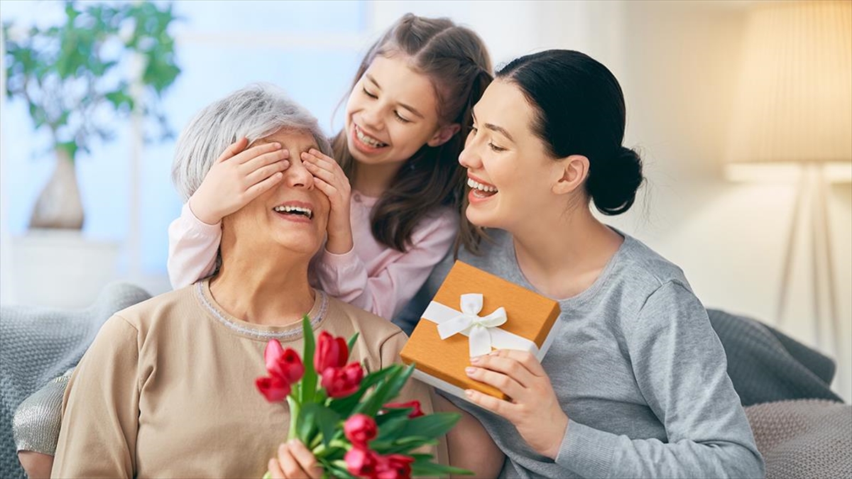 Anneler Günü Alışverişi Perakende Cirosuna 20 Milyar Lira Katkı Yapacak