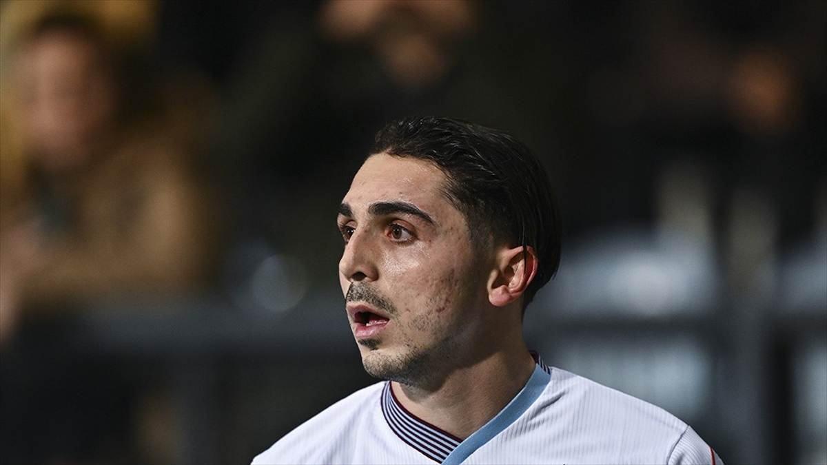 Abdülkadir Ömür, Hull City'de Ayın Futbolcusu Seçildi