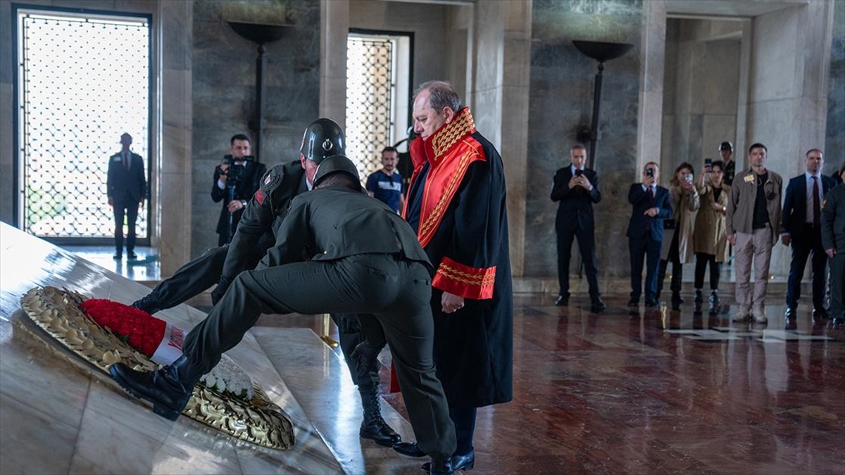 Yargıtay Başkanı Kerkez Ve Beraberindeki Heyet Anıtkabir'i Ziyaret Etti