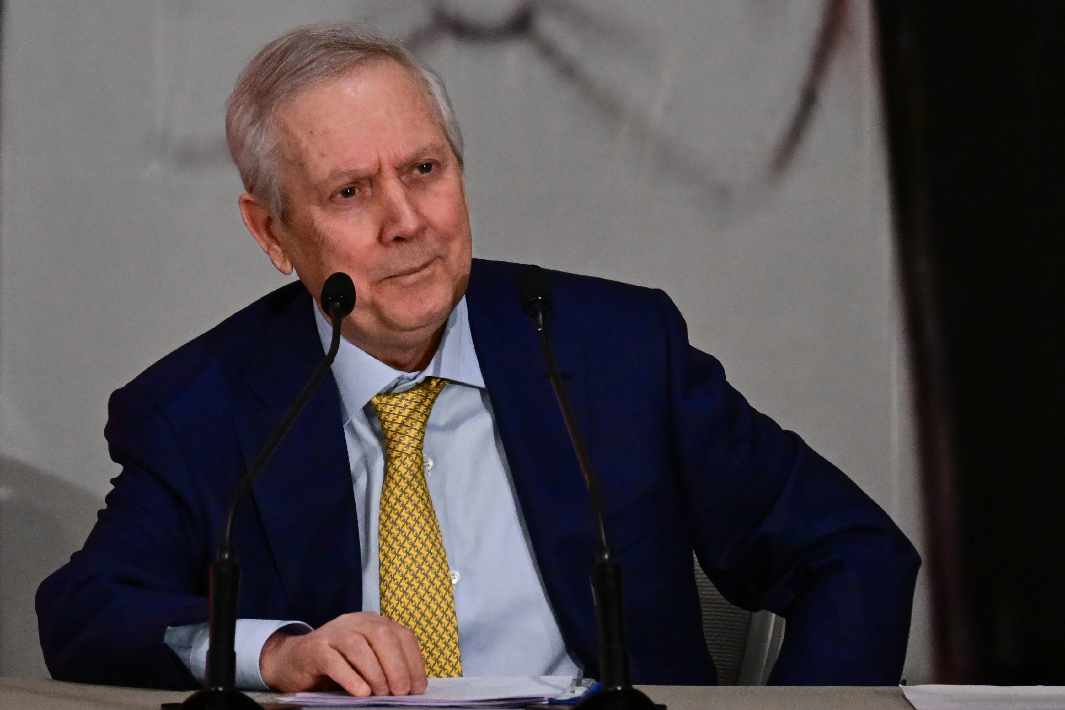 Aziz Yıldırım yönetimine almayacağı isimleri açıkladı