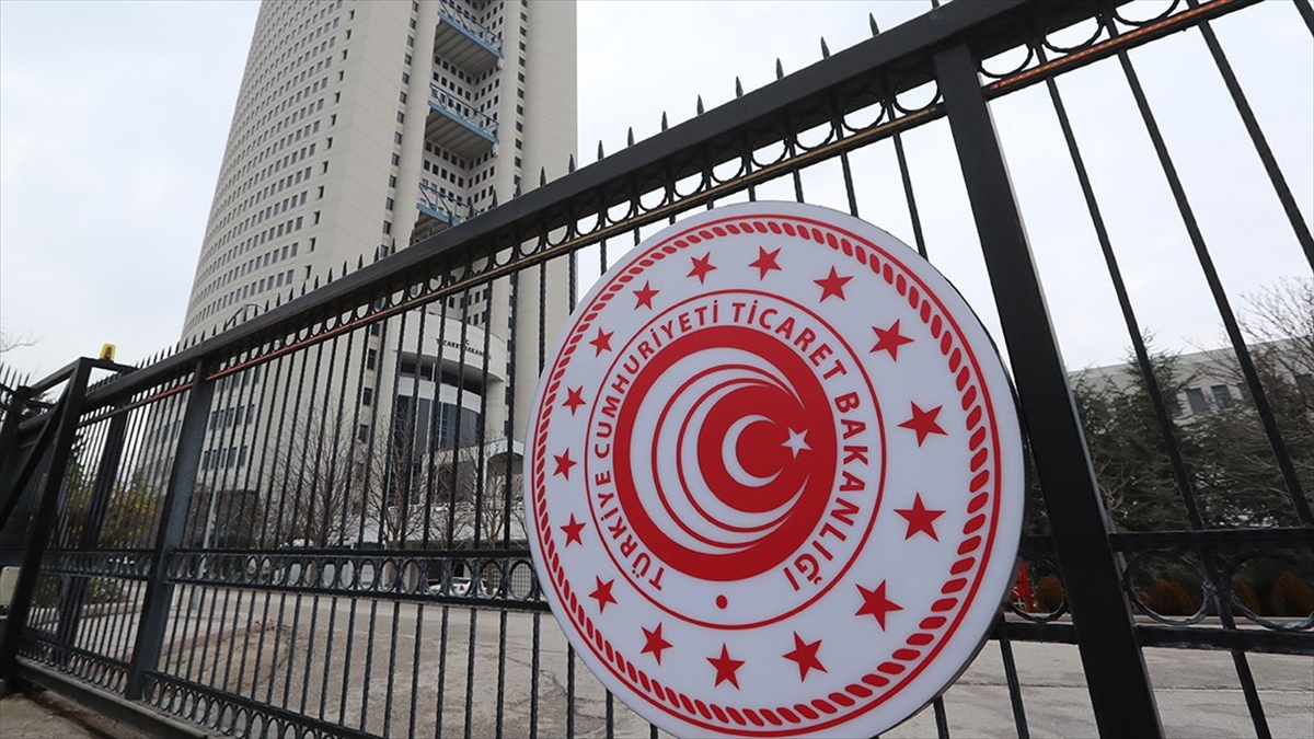 Ticaret Bakanlığı Nisanda 465 Firmaya Dahilde İşleme İzin Belgesi Verdi