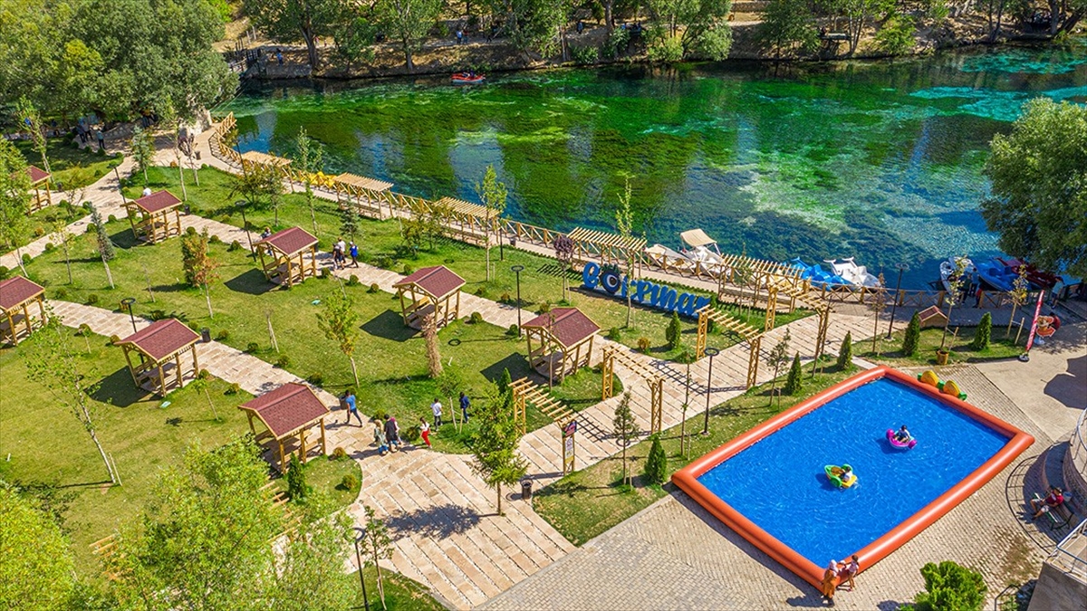 Sivas'ın "doğal Akvaryumu" Ve "hafik Jips Karstik Alanı" Jeolojik Miras Listesine Girdi