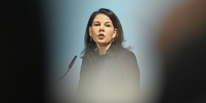Almanya Dışişleri Bakanı Baerbock: Ukrayna'nın Acilen Daha Fazla Hava Savunmasına İhtiyacı Var
