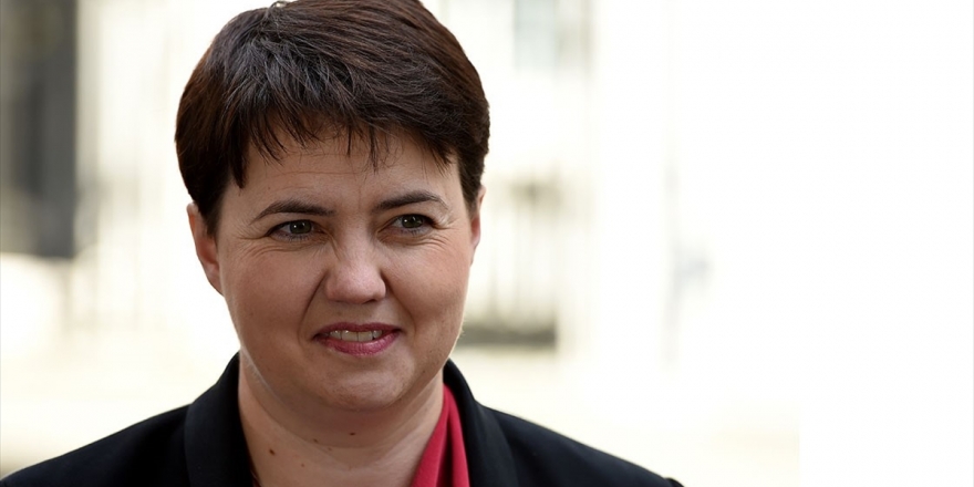 İskoçya'da Muhafazakar Parti Lideri İstifa Etti