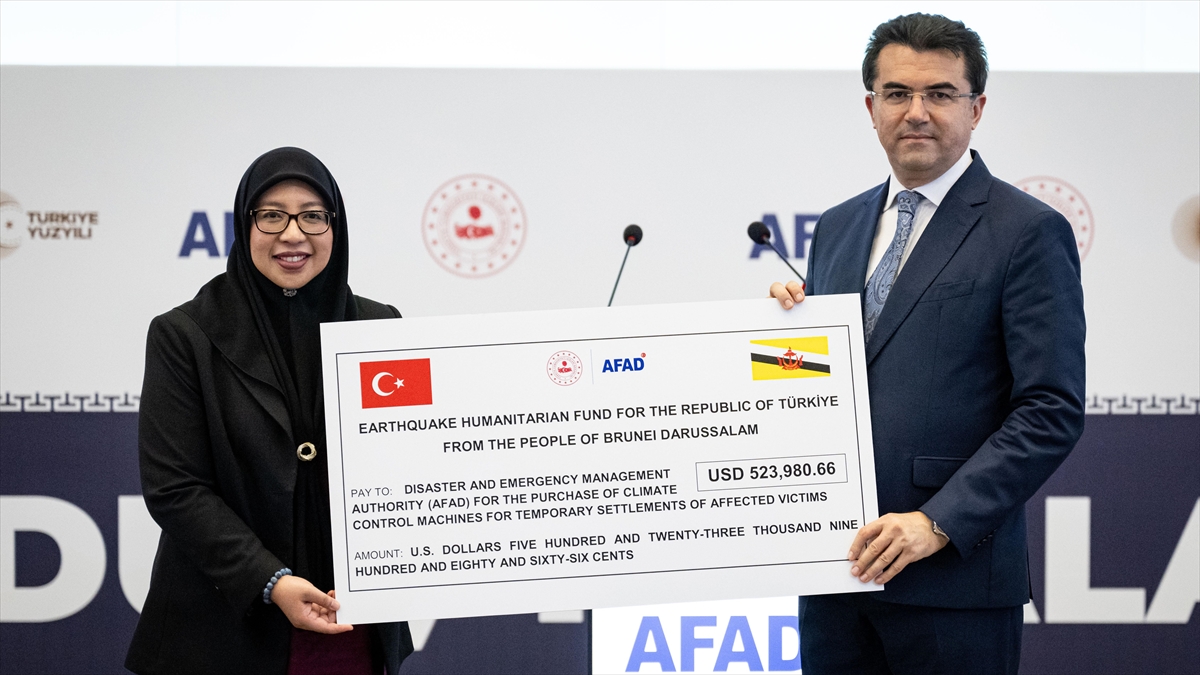Brunei Darusselam, Türkiye'deki Depremzedelere Destek Oldu
