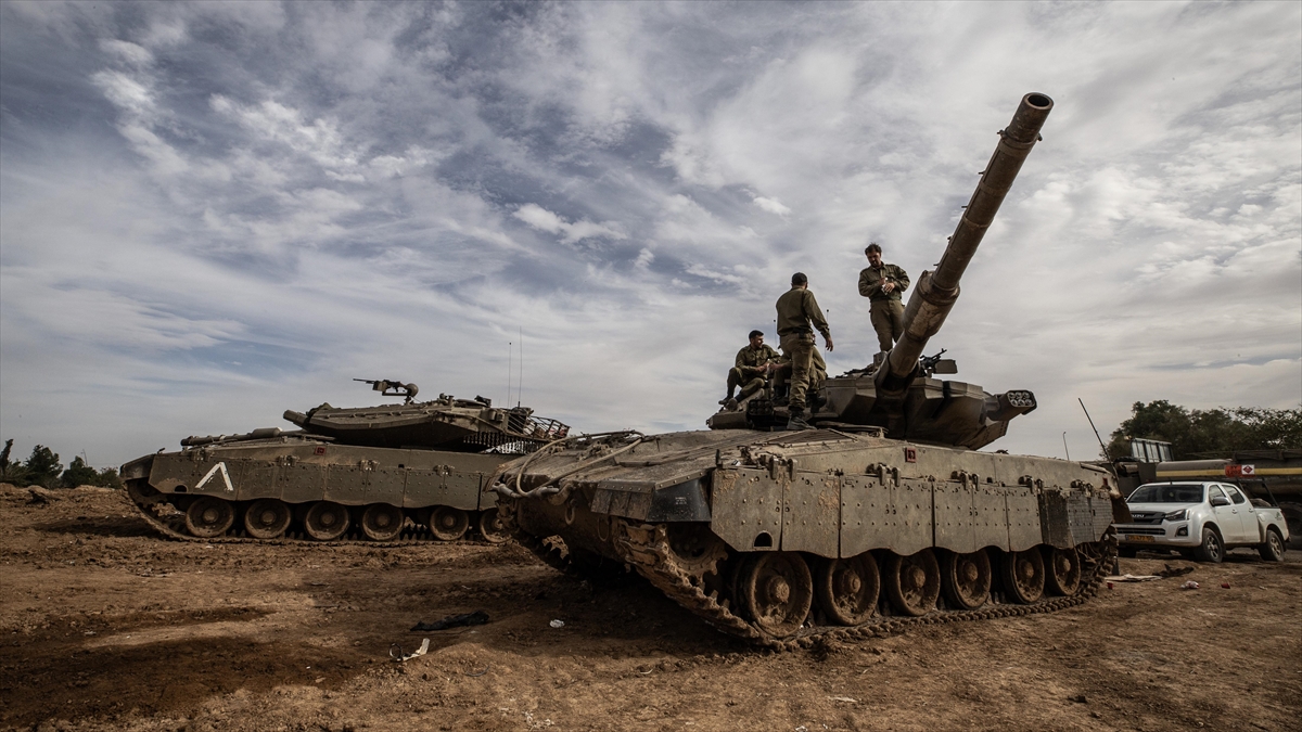 İsrail Savunma Bakanı, Refah'a Daha Fazla Asker Gönderilerek Saldırının Genişleyeceğini Duyurdu