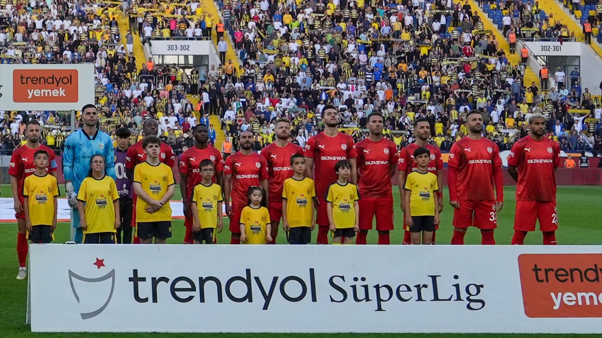 Süper Lig'den Düşen Üçüncü Takım Pendikspor Oldu