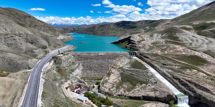 Van'daki 4 Barajdan 2'si Artan Yağışlarla Tamamen Doldu
