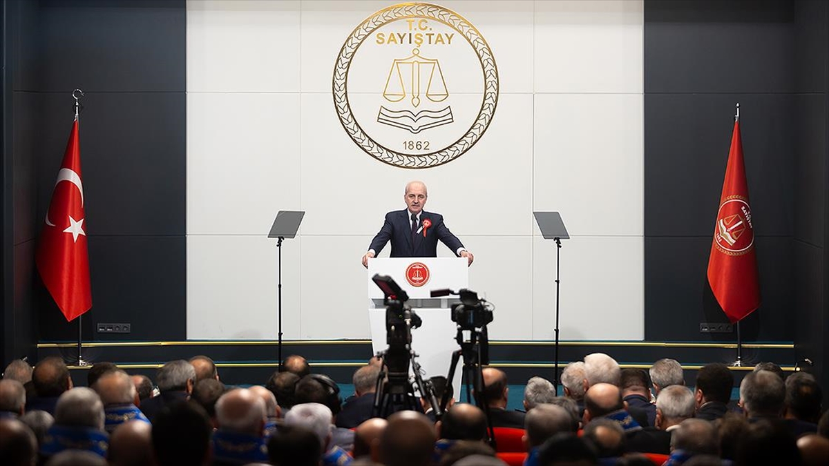 Tbmm Başkanı Kurtulmuş: Bütün Kurumlardan Yeni Anayasayla İlgili Katkılarını Beklediğimizi İfade Etmek İsterim