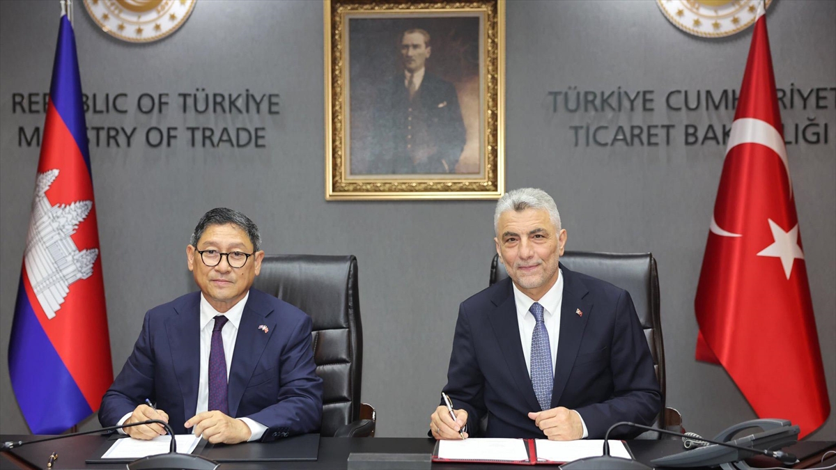 Ticaret Bakanı Bolat: Kamboçya İle Ticaret Hacmimizi 1 Milyar Dolara Çıkarmak İçin Çalışmaya Devam Edeceğiz