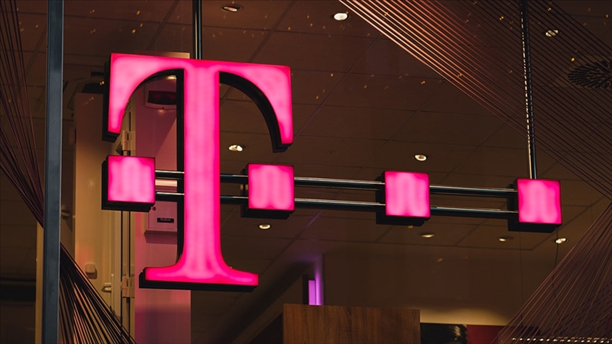 T-mobile, Us Cellular'ın Kablosuz Operasyonlarını 4,4 Milyar Dolara Satın Alacak