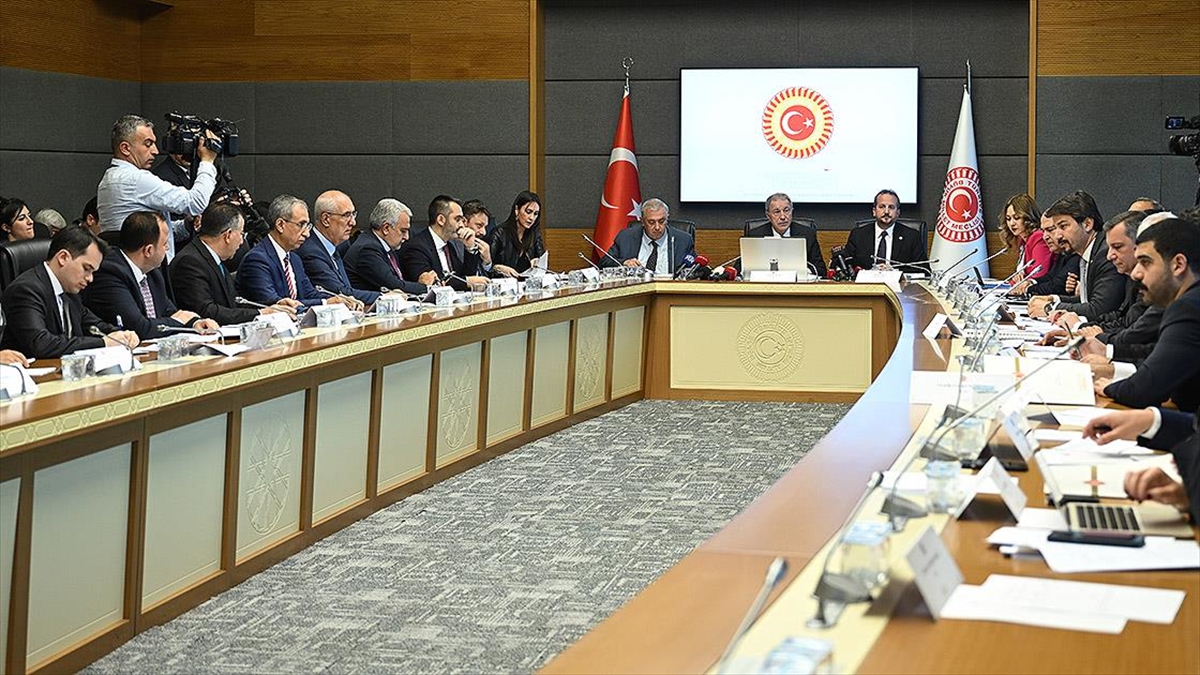 Tsk Personeline İlişkin Kanun Teklifi Tbmm Milli Savunma Komisyonunda Kabul Edildi
