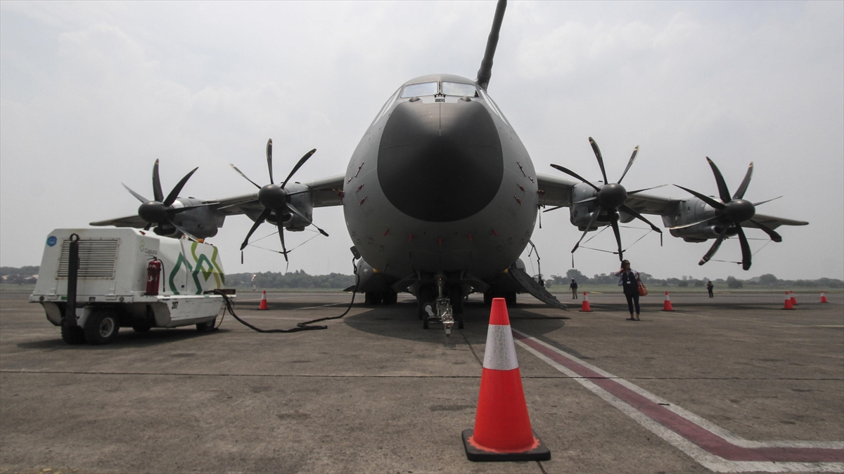 İngiliz Ordusu İddialara Göre İsrail'e 60 Askeri Uçuş Yaptı