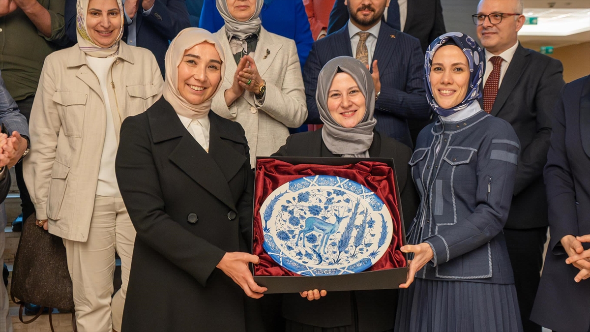 TÜRGEV'de Görev Değişimi