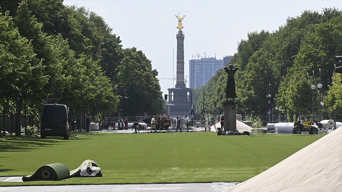 Almanya'da "futbol Ateşi", Euro 2024'ün Resmi Şarkısıyla Yanacak