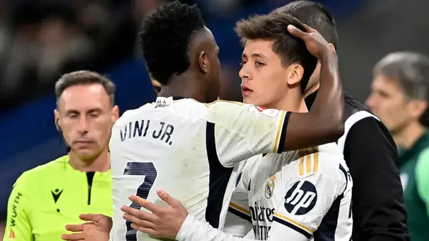 Vinicius Junior, Şampiyonlar Ligi’nde sezonun en iyi oyuncusu seçildi