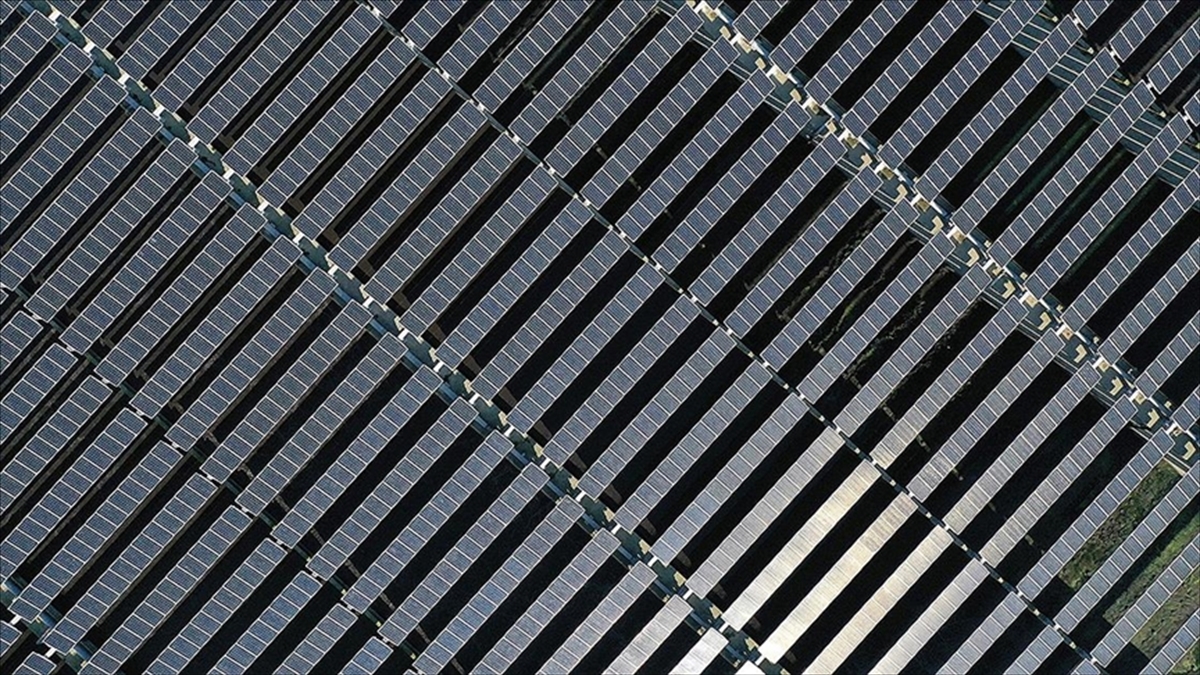 Iea: Küresel Yenilenebilir Enerji Kapasitesini 3 Katına Çıkarmak İçin Vaatler Hızla Eylem Planına Dönüşmeli