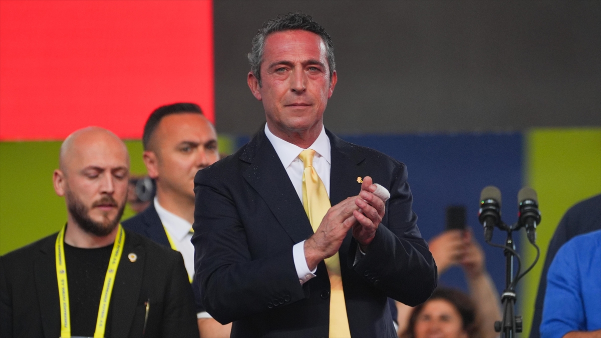 Fenerbahçe, Ali Koç Döneminde Yüksek Bedelli Oyuncu Satışlarıyla Ön Plana Çıkıyor