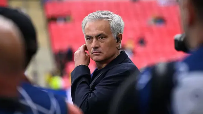 Mourinho antrenmana bile çıkmadan biletlerini kesti!