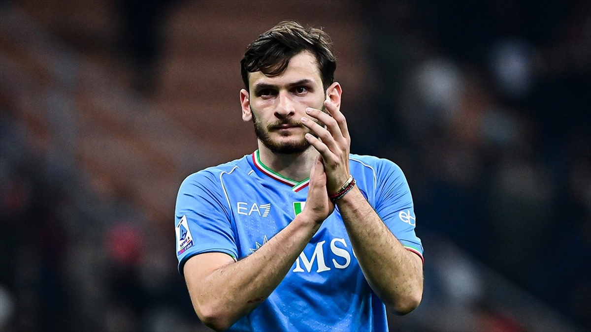 Gürcistan'ın Yıldız Futbolcusu Kvaratskhelia, Türkiye Maçında Ülkece Bütün Olacaklarını Vurguladı