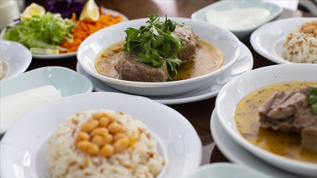 Bayramda Aşırı Et Tüketimi Sindirim Problemlerine Yol Açıyor