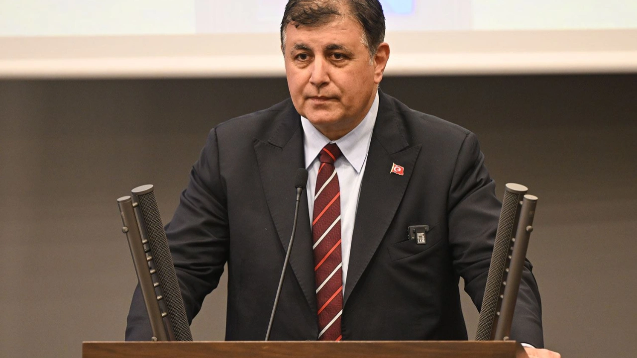 İzmir Büyükşehir Belediyesi’nden Gazze kararı