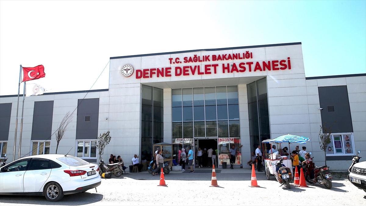 Hatay'da 60 Günde Tamamlanan Defne Devlet Hastanesi Tam Donanımlı Hizmet Veriyor
