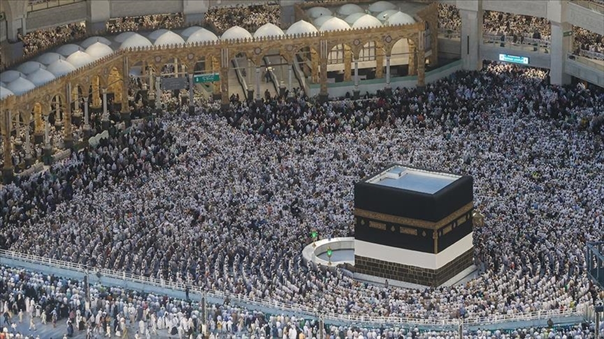 Diyanet'ten Hac Kurasıyla İlgili İddialara Yanıt