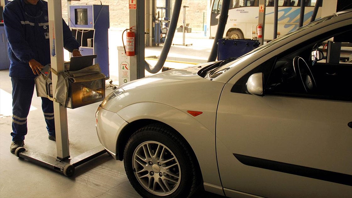 Yılın İlk Çeyreğinde 2 Milyon 353 Bin 228 Araç Egzoz Muayenesine Girdi