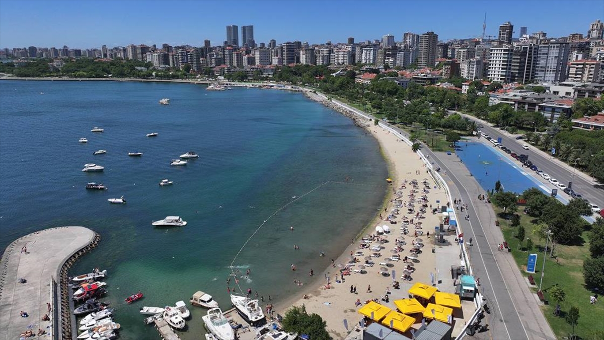 İstanbullular Tatilin Son Gününde Ormanlar İle Sahilleri Tercih Etti