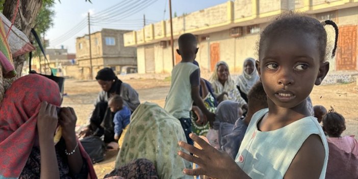 Sudan'ın Batısındaki Faşir'de Çatışmalar Nedeniyle 143 Bin Kişi Yerinden Edildi
