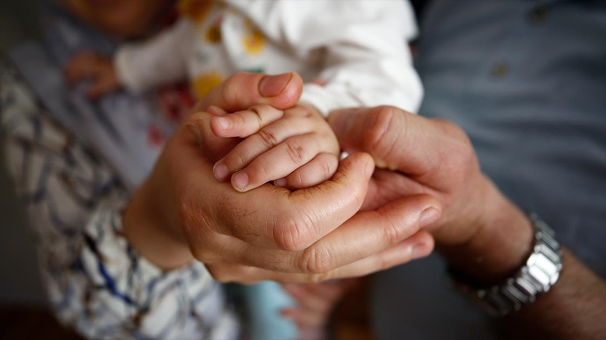 Koruyucu Aileliğini Üstlendiği Minik Ela'nın "Süt Annesi" Oldu