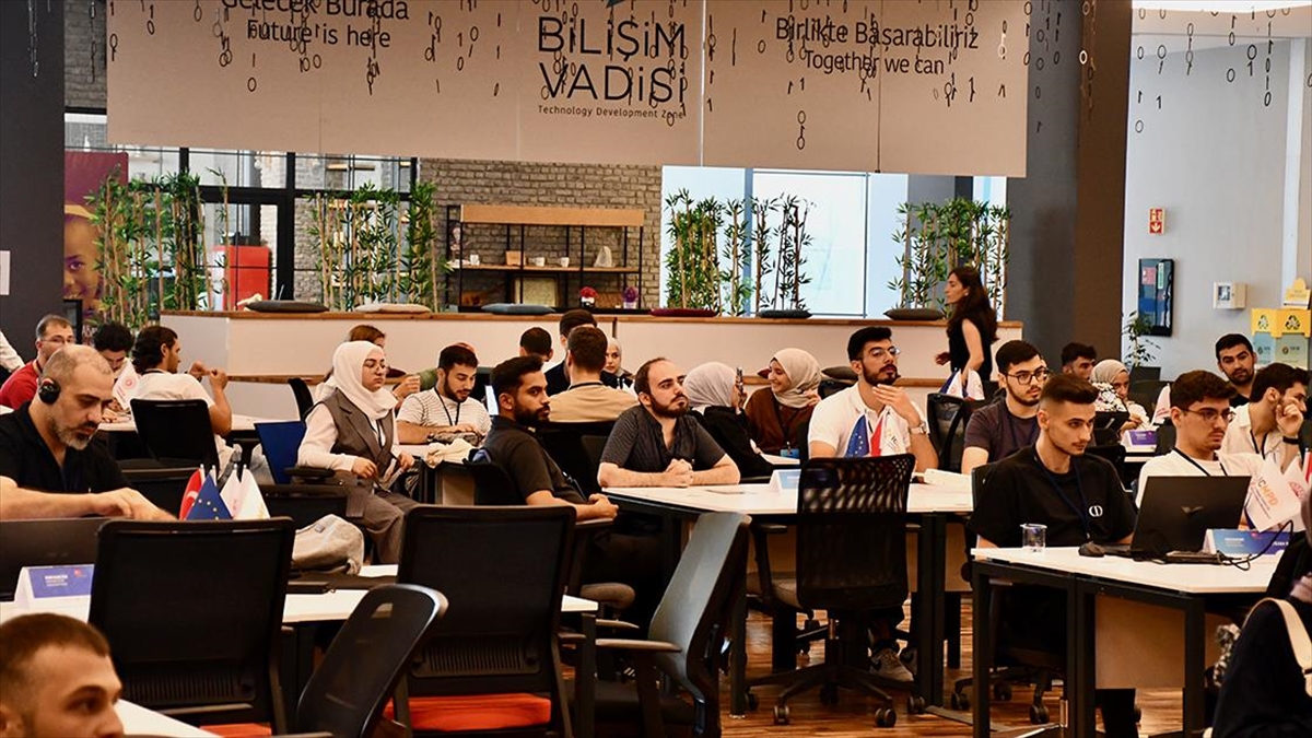 Genç Yetenekler, Enhancer Animasyon Hackathonu İçin Bilişim Vadisi'nde Buluştu