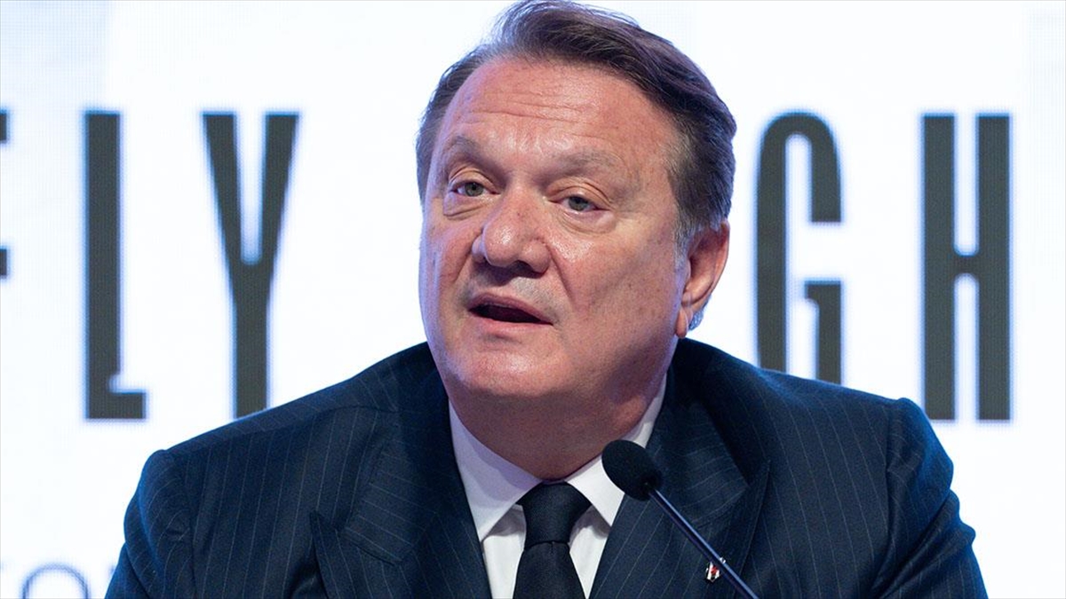 Beşiktaş Transfer Çalışmalarını "sakin Ve Dikkatli" Yapacak