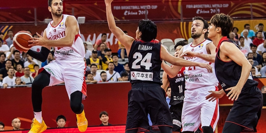 A Milliler Dünya Kupası'na Zaferle Başladı