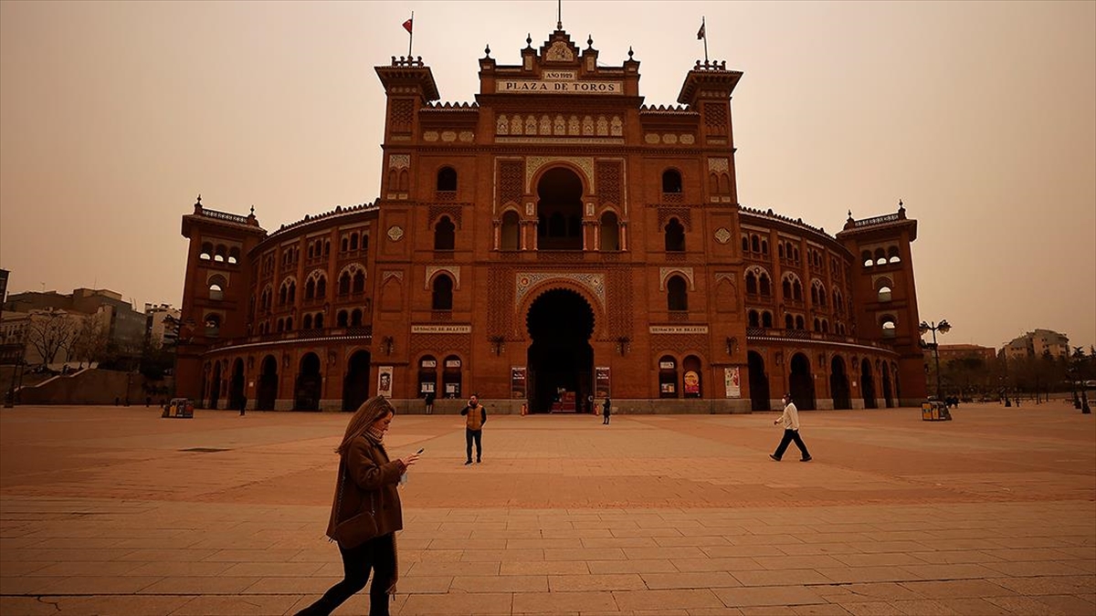Çevre Kriterlerini Karşılamayan Eski Araçların Madrid'de Dolaşımı Yasaklandı