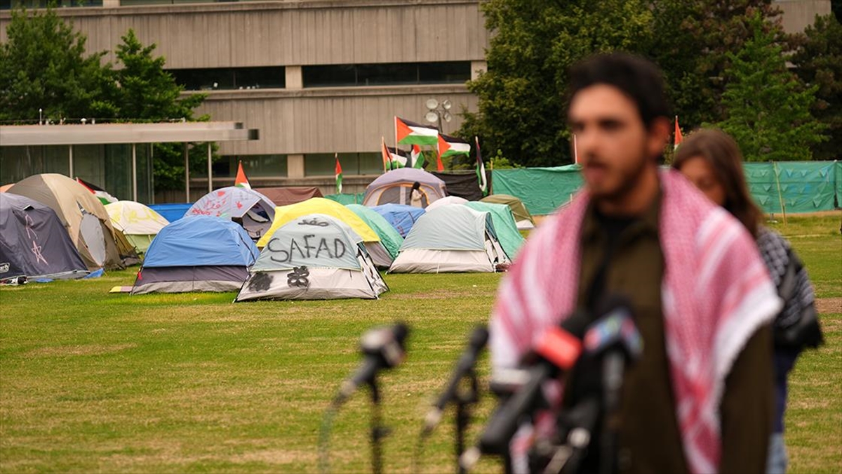 Toronto Üniversitesi Kampüsünde Yer Alan Filistin Destekçilerinden Çadırları Kaldırmaları İstendi