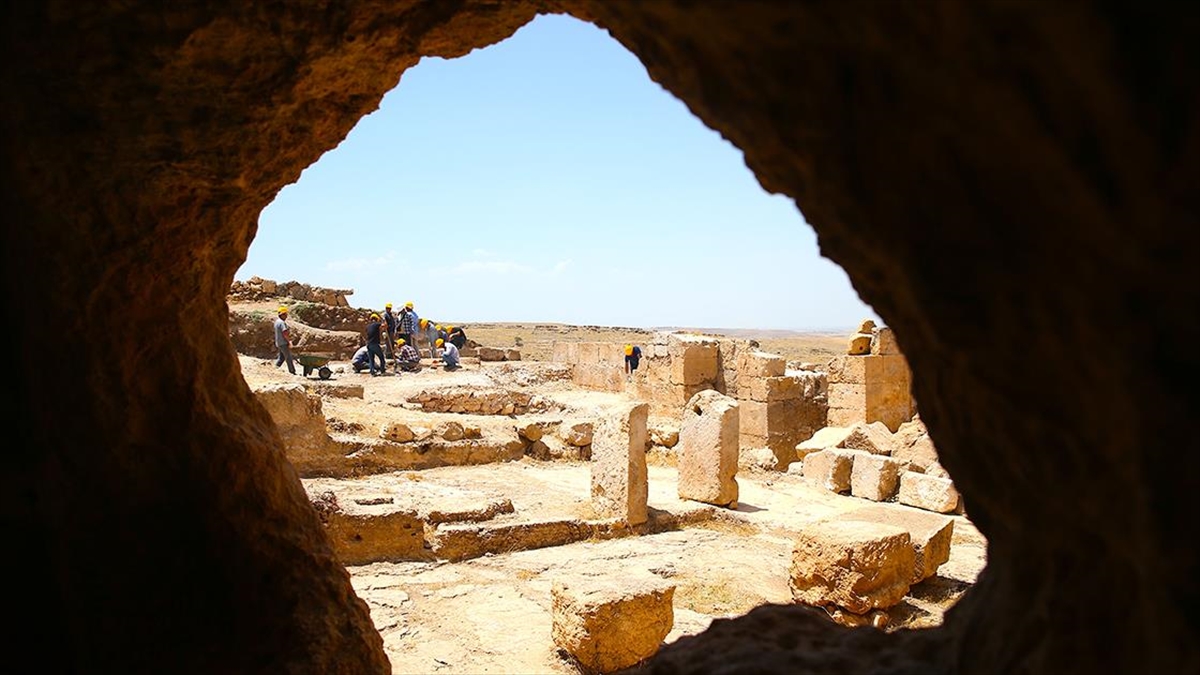 Mithras Tapınağı'nda Gizli Ayinlere Katılanların Konakladığı Alan Bulundu