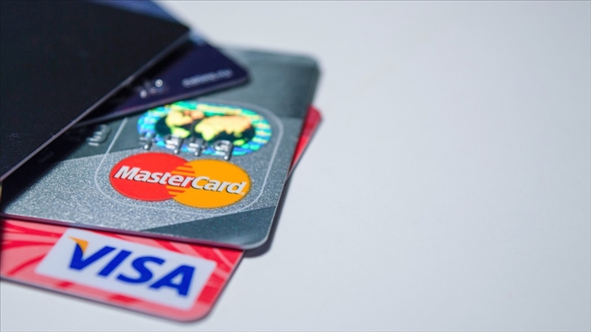 Visa Ve Mastercard Ab'deki Komisyonlarını Düşük Tutmaya Devam Edecek