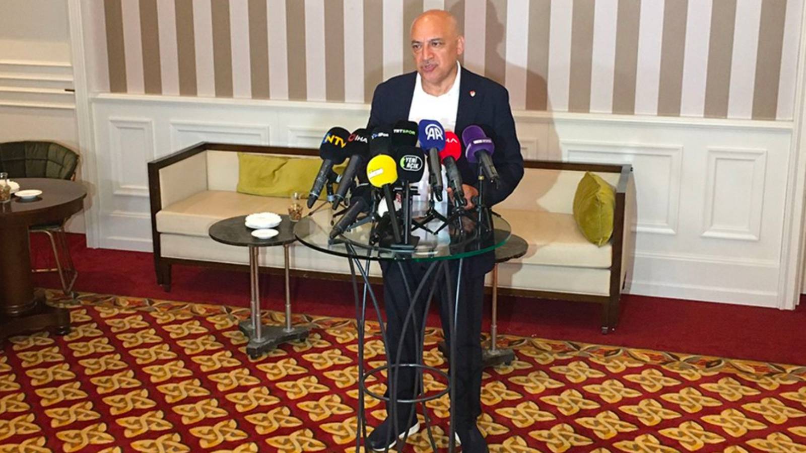 TFF Başkanı Büyükekşi: Yarın sahada 11 Merih Demiral olacak