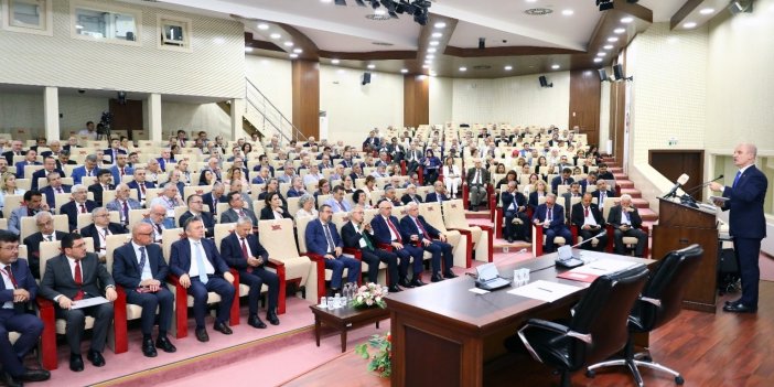 Devlet üniversitelerinde ikinci öğretim programları kaldırıldı