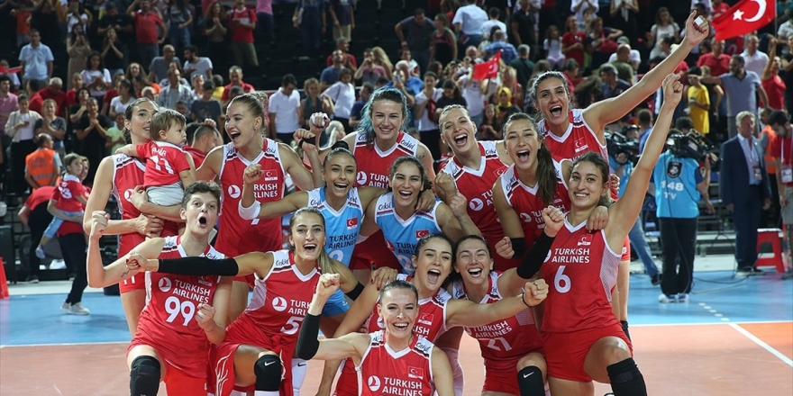 A Milli Kadın Voleybol Takımı Çeyrek Finalde