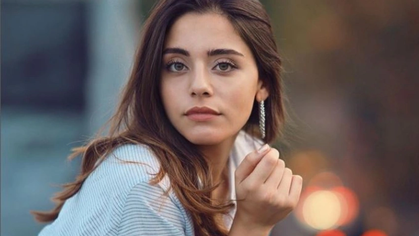 Sıla Türkoğlu, Kızılcık Şerbeti'nden ayrılacağı söylentisini yalanladı