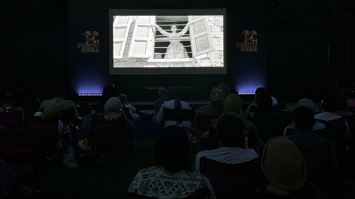 "Trt 12 Punto"da "A Fidai Film" Ve "Düğün Davetiyesi" Filmleri Gösterildi