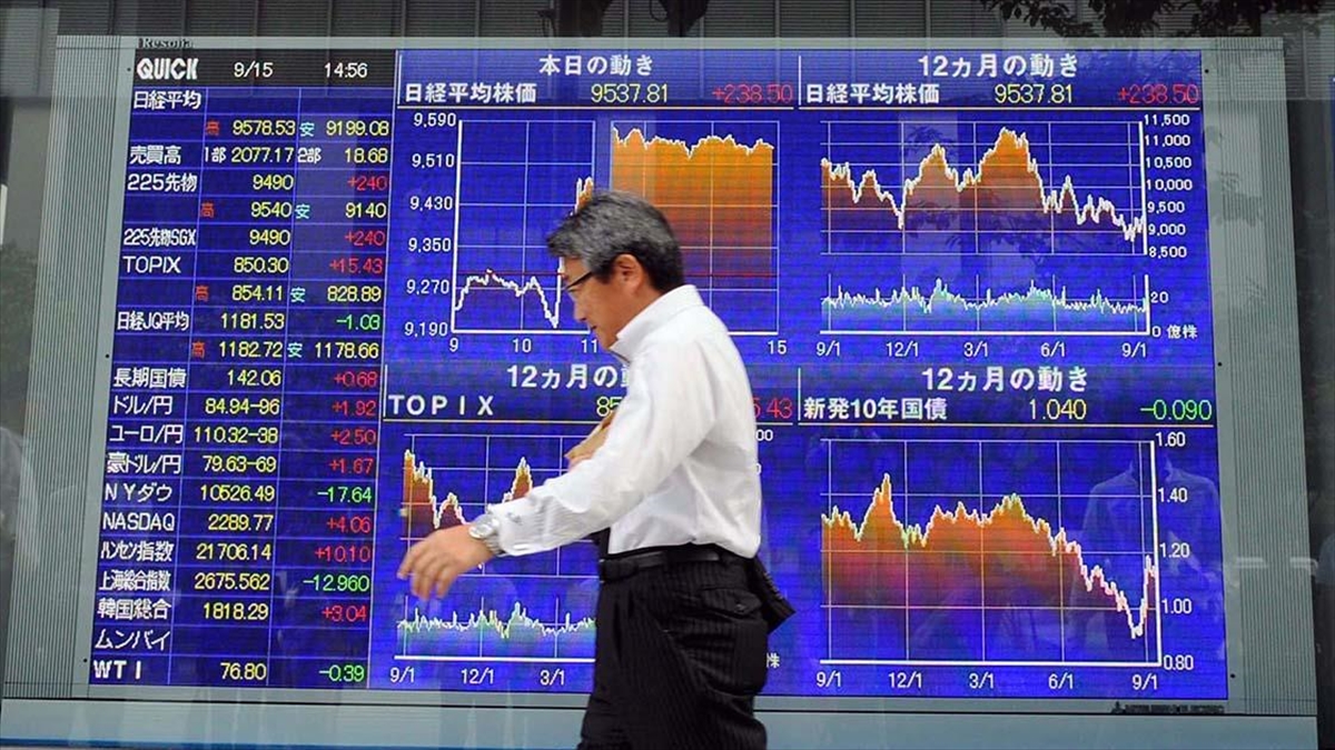 Japonya'da Nikkei 225 Endeksi Tarihi Rekor Kırmaya Devam Ediyor